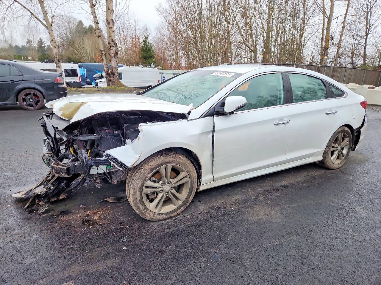 Salvage Hyundai SONATA Image