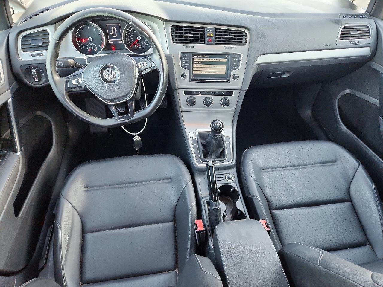 Volkswagen Golf S