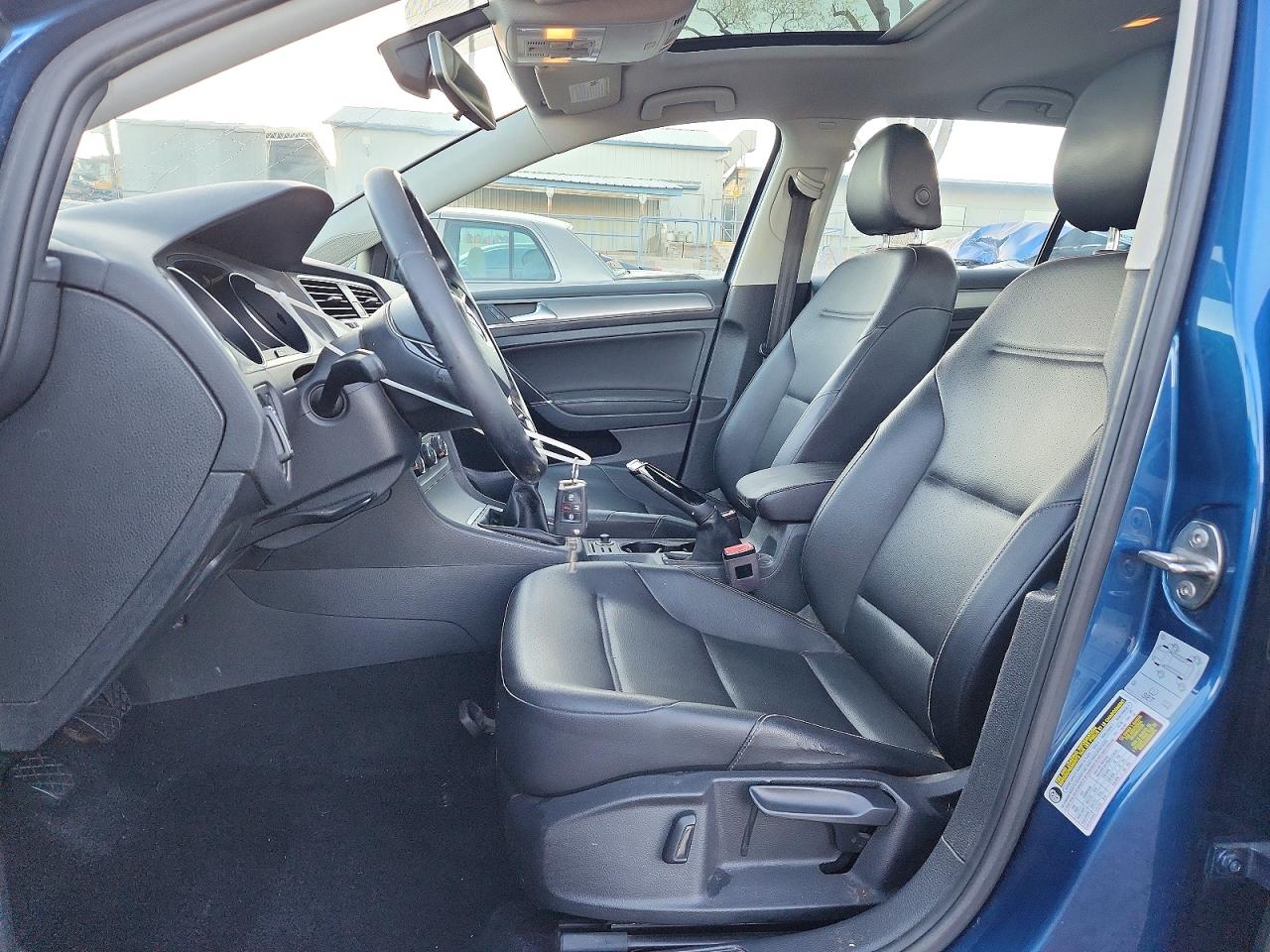 Volkswagen Golf S