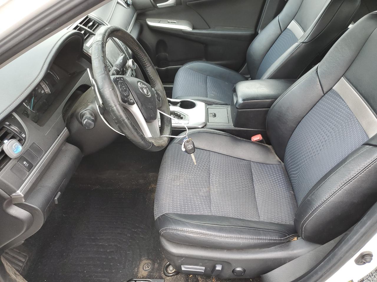 Toyota Camry L