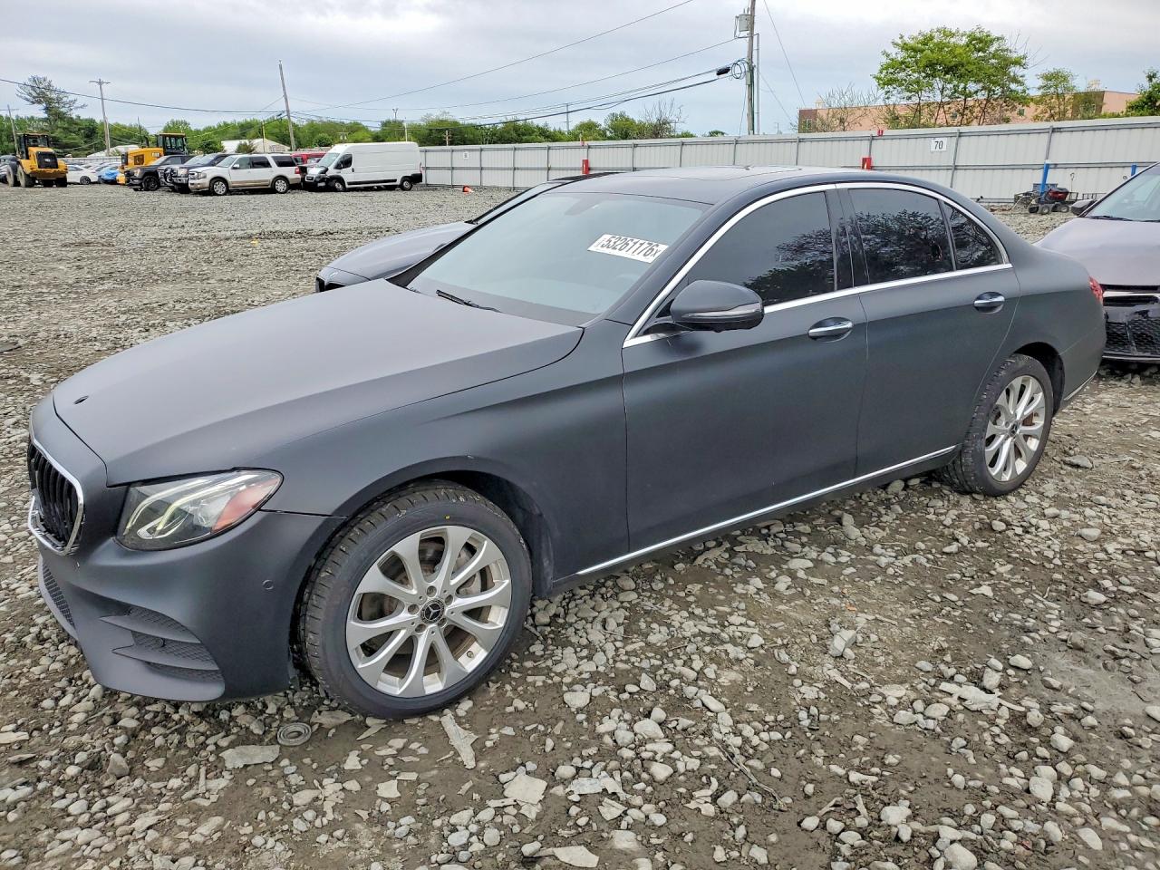 Salvage Mercedes-Benz E-Class Image