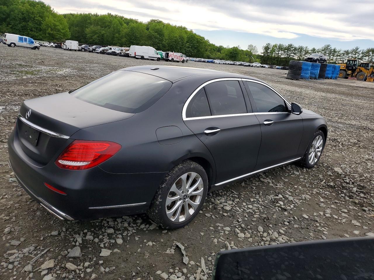 Mercedes-Benz E-Class 300 4matic