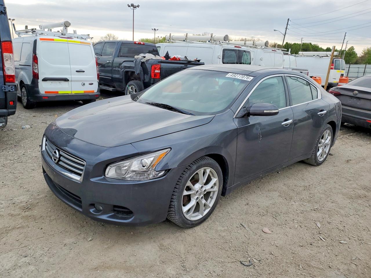 Salvage Nissan Maxima Image