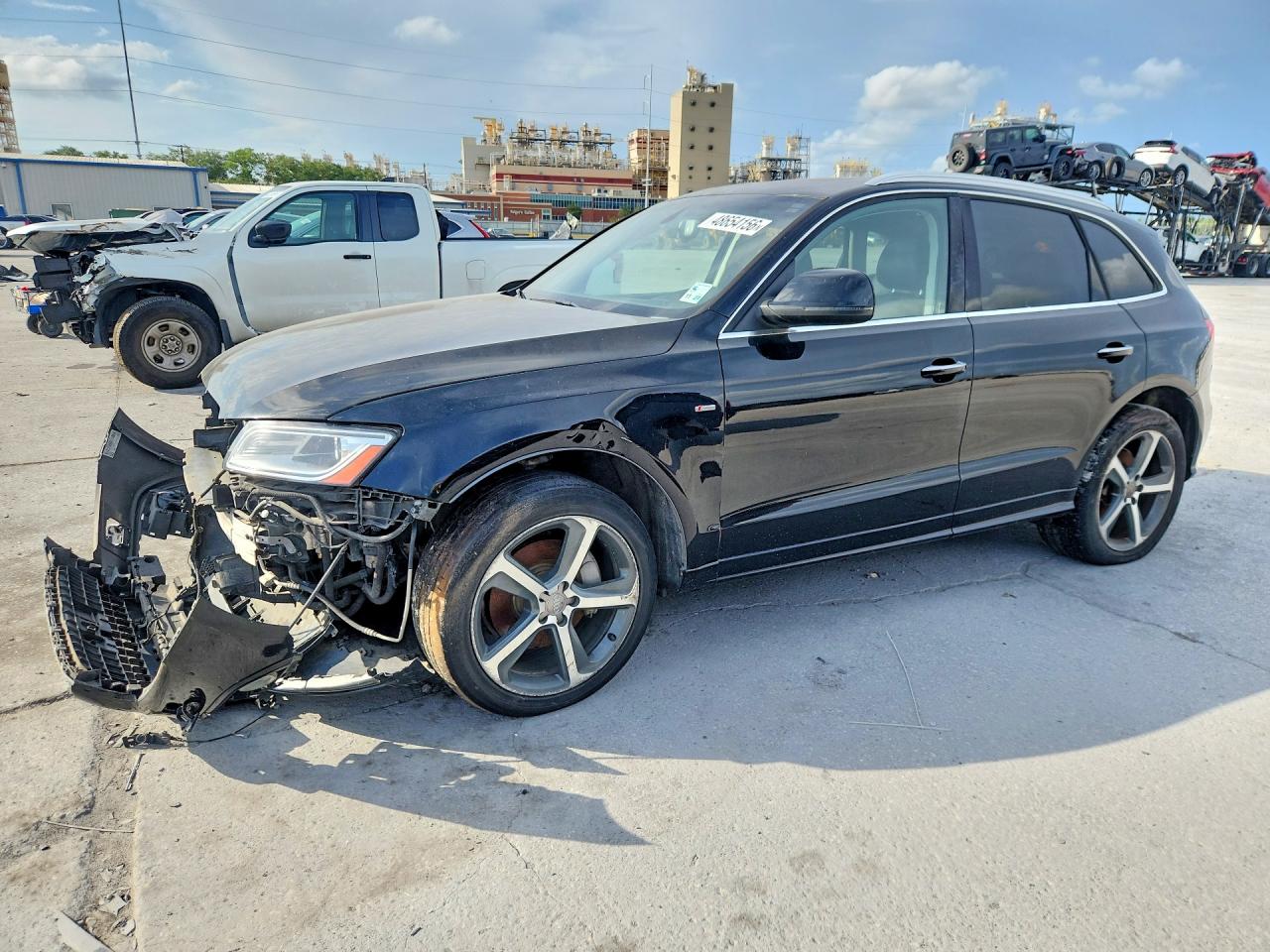 Salvage Audi Q5 Image
