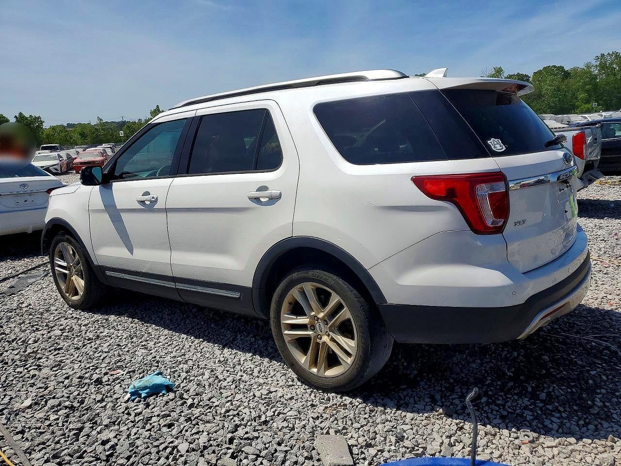 Ford Explorer Xlt