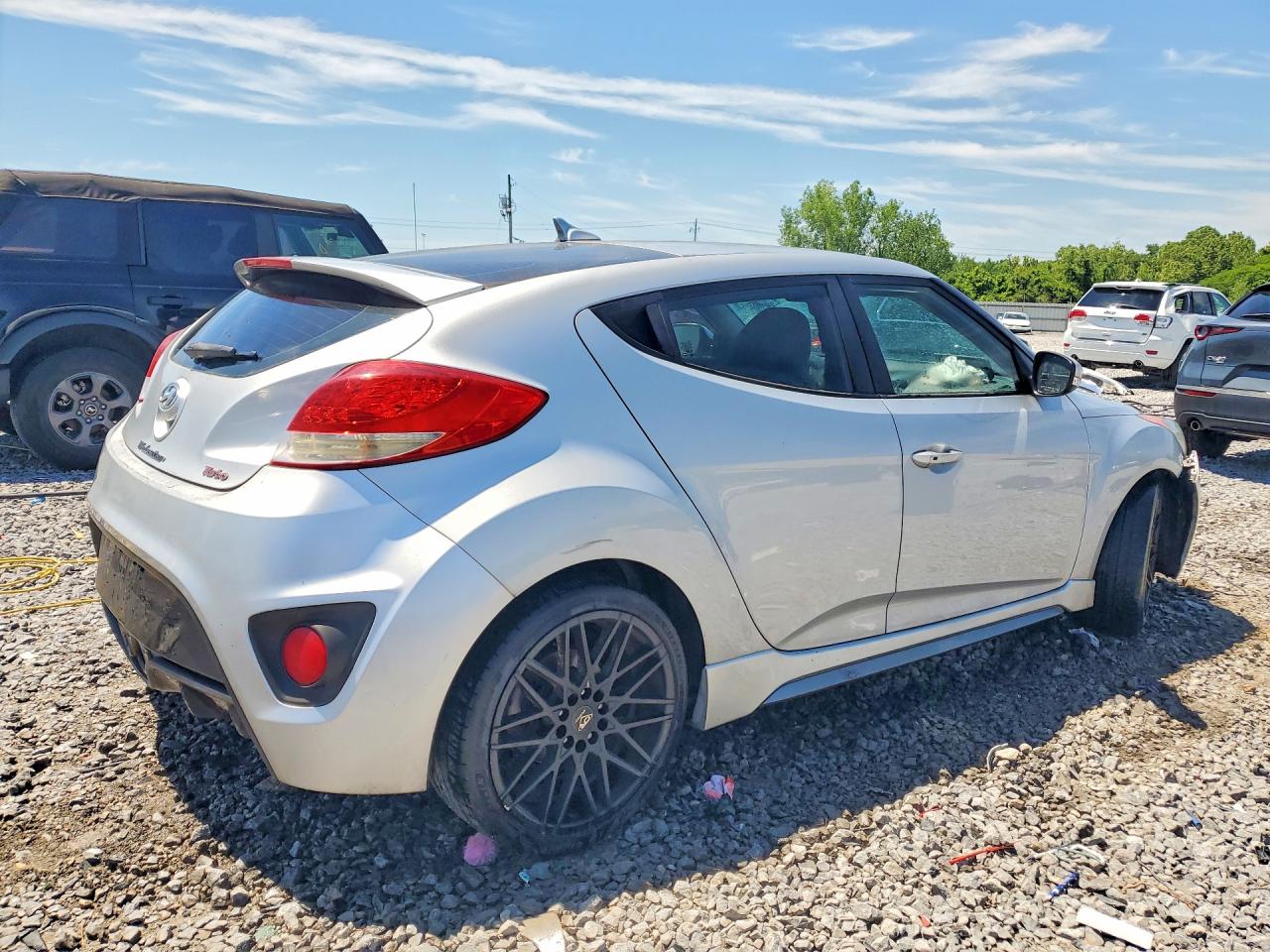 Hyundai VELOSTER Turbo