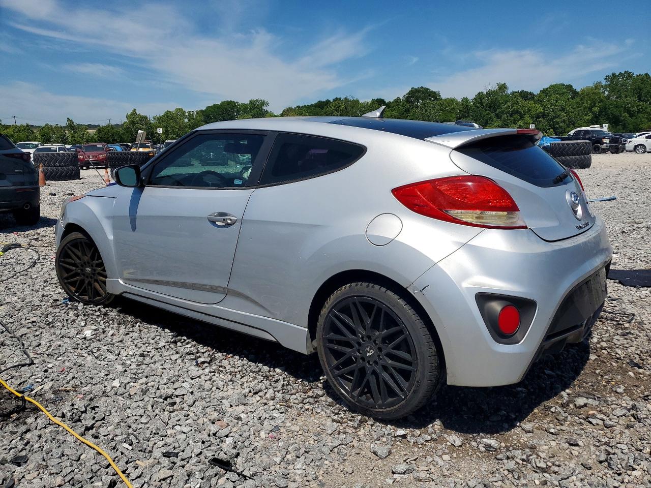 Hyundai VELOSTER Turbo