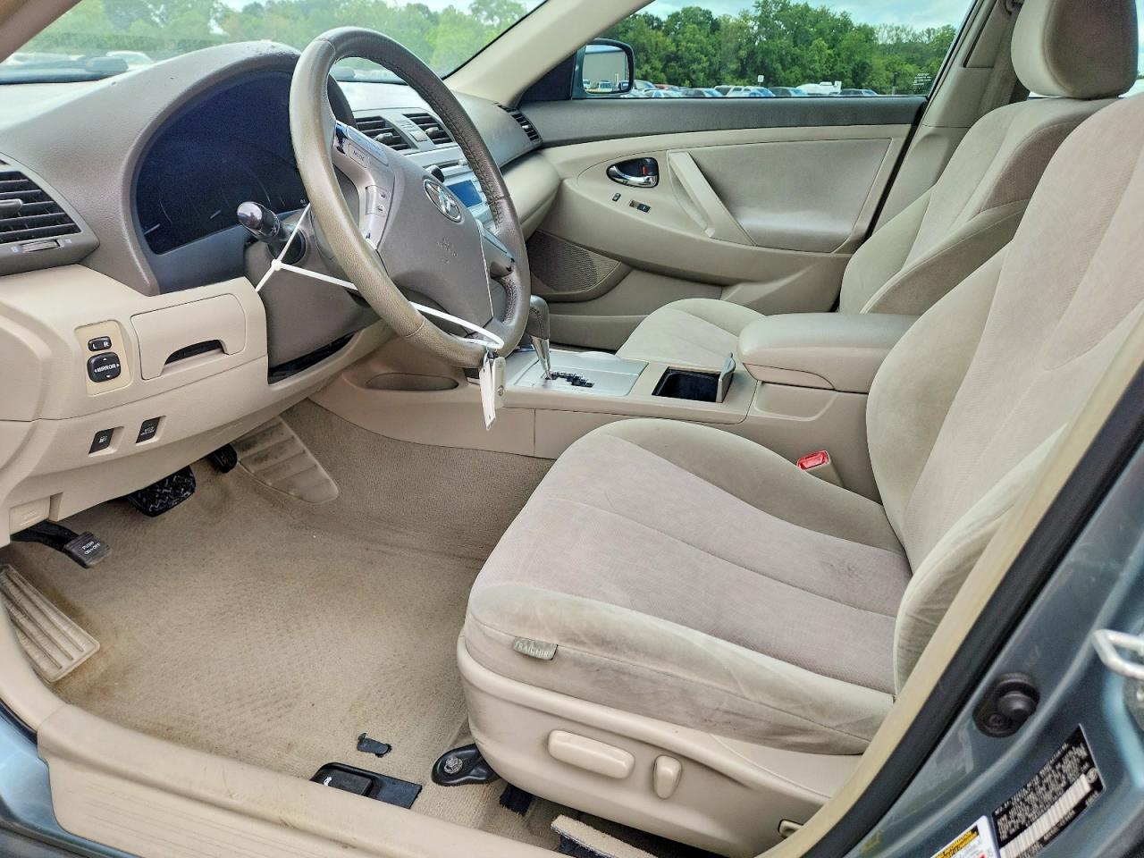 Toyota Camry Hybrid