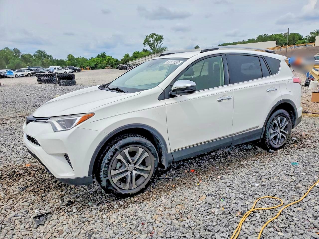 Salvage Toyota RAV4 Image