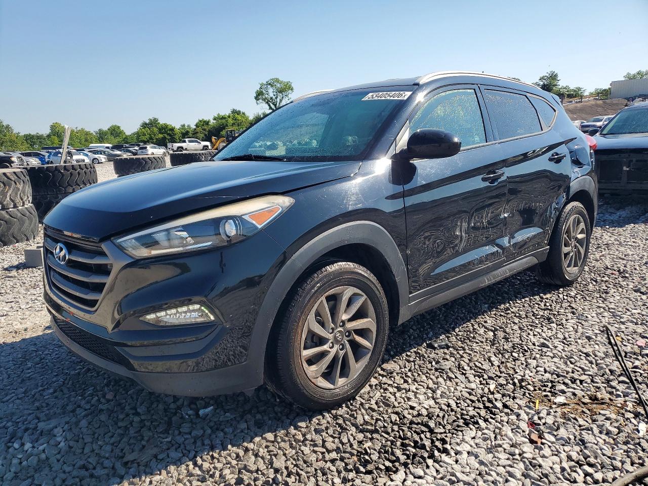 Salvage Hyundai TUCSON Image