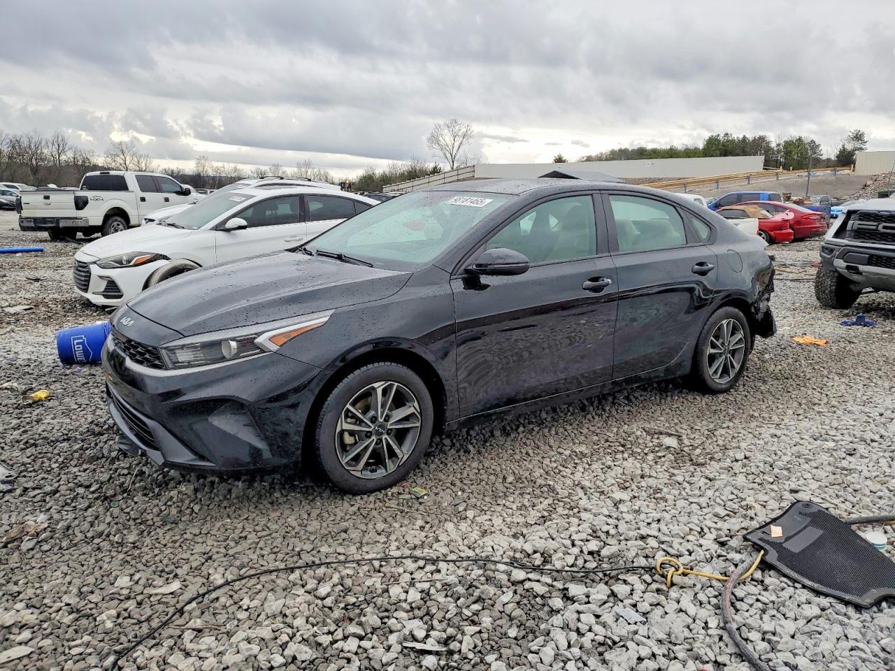 Salvage Kia Forte Image