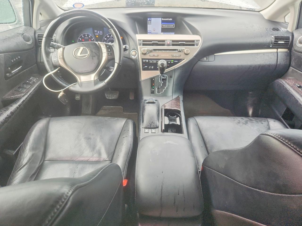Lexus RX Base