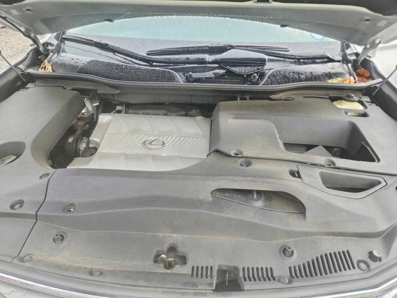 Lexus RX Base