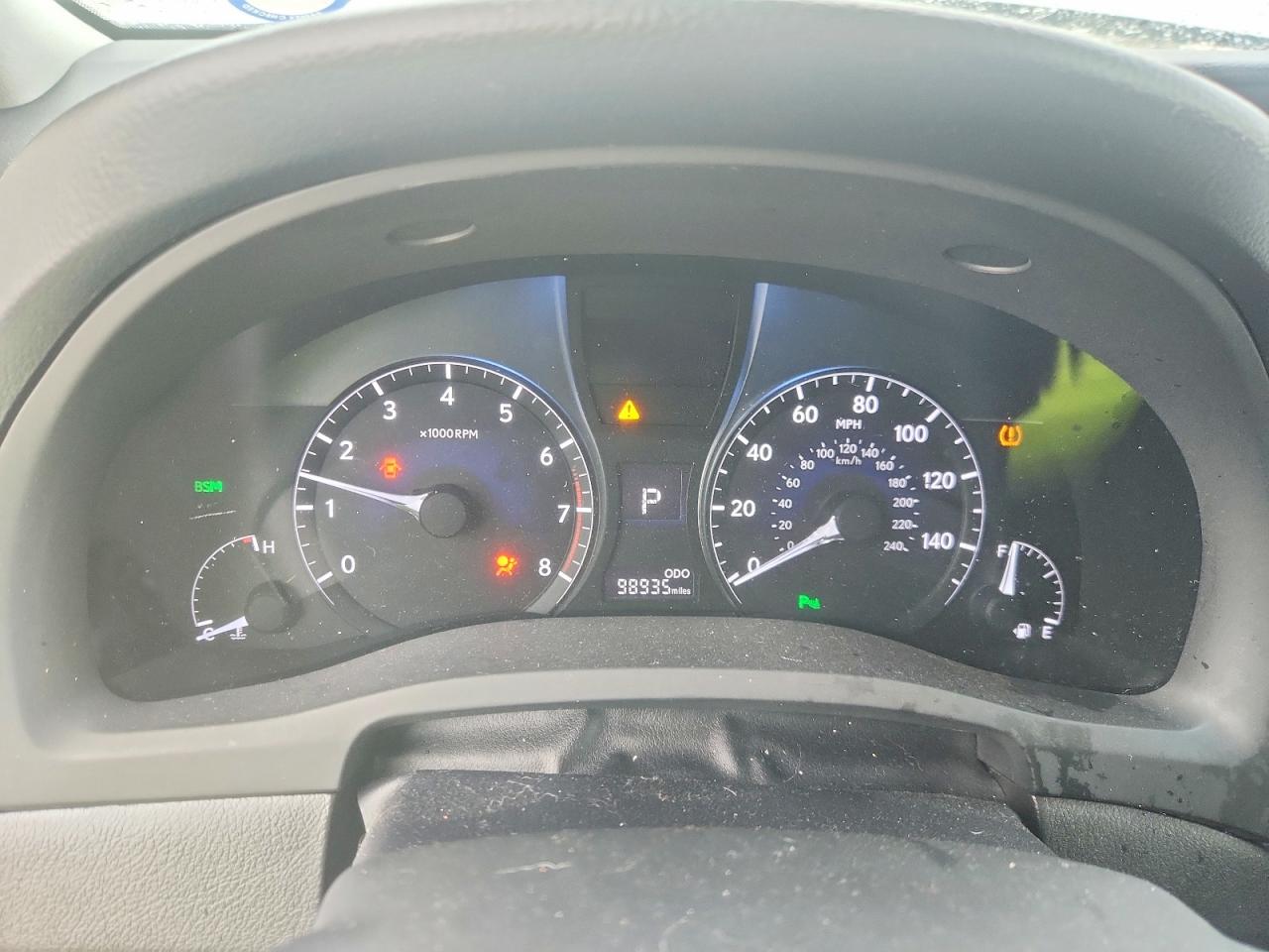 Lexus RX Base