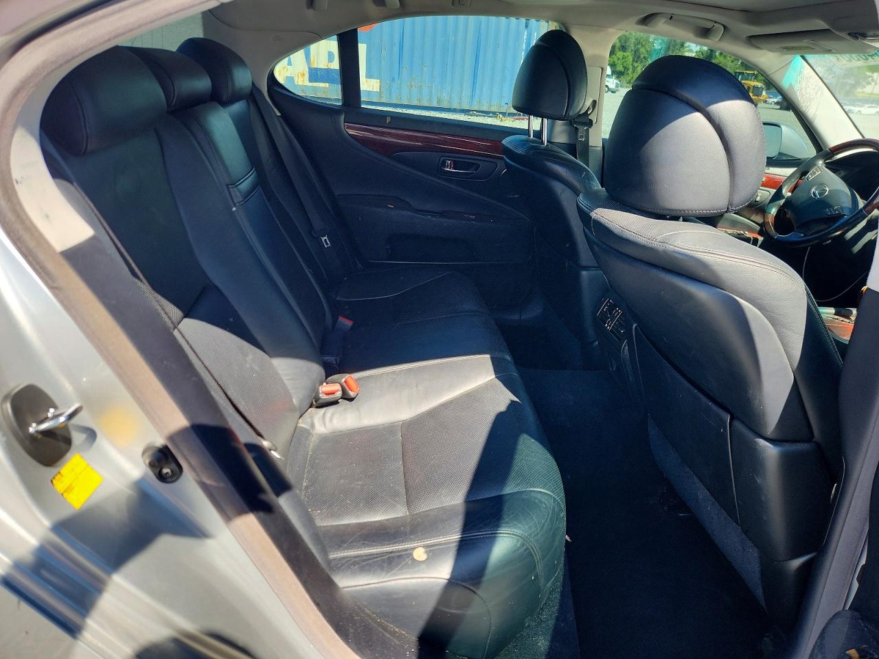 Lexus LS 460
