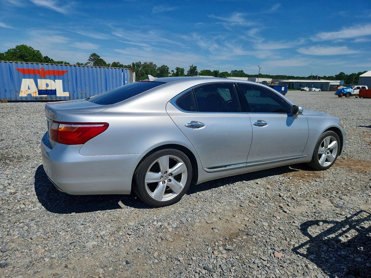 Lexus LS 460