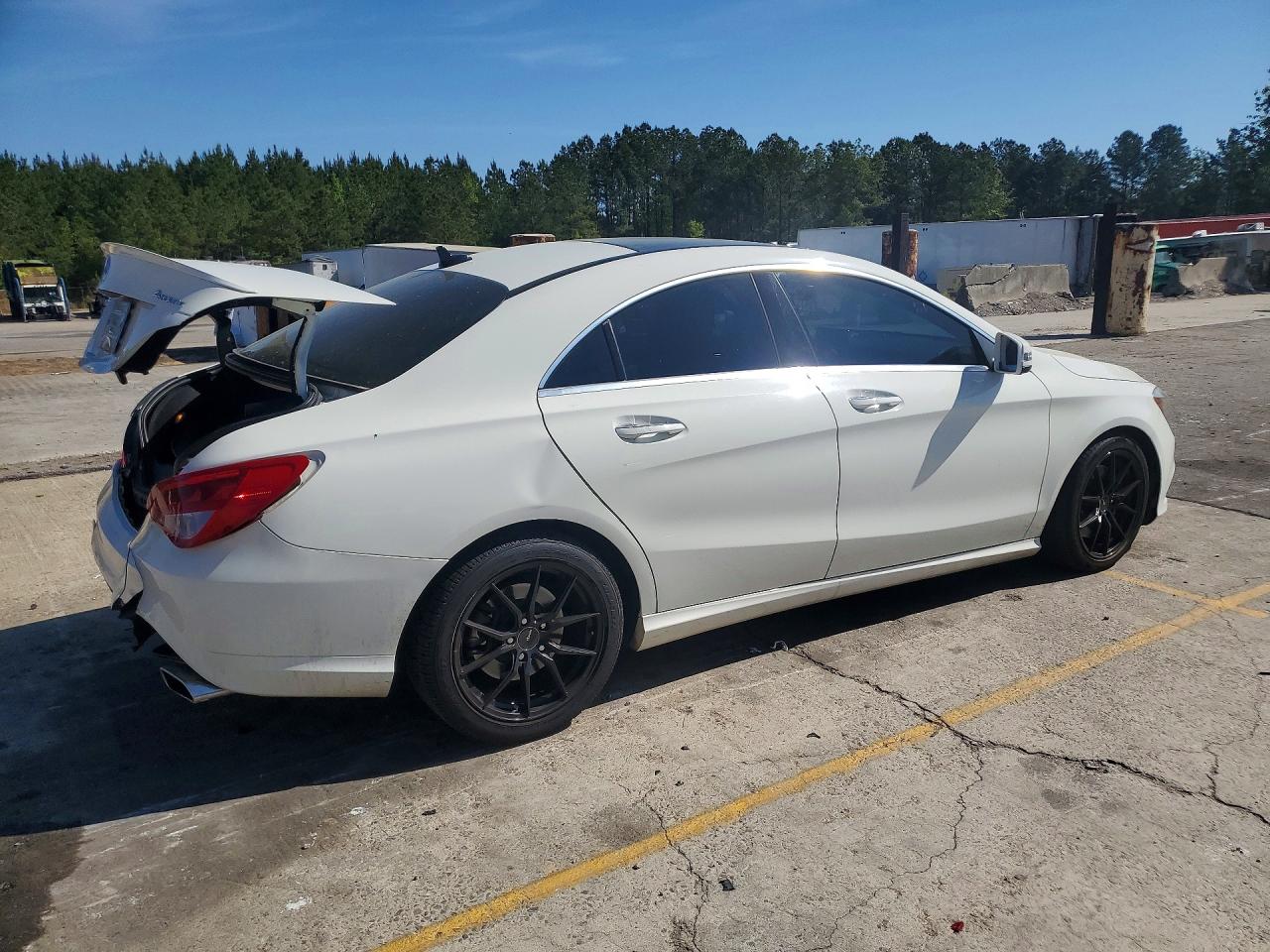 Mercedes-Benz Cla-class 250 4matic