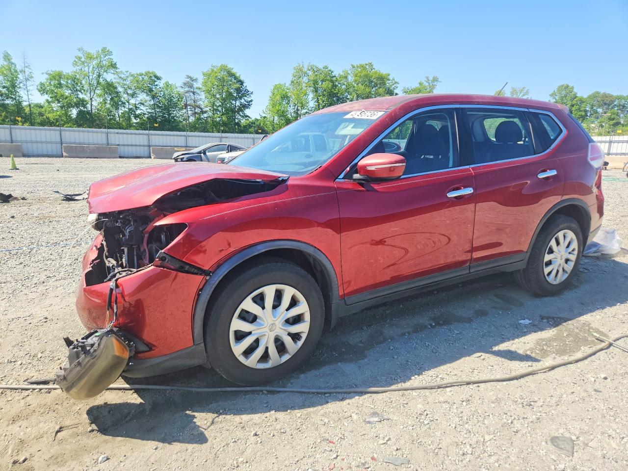 Salvage Nissan Rogue Image