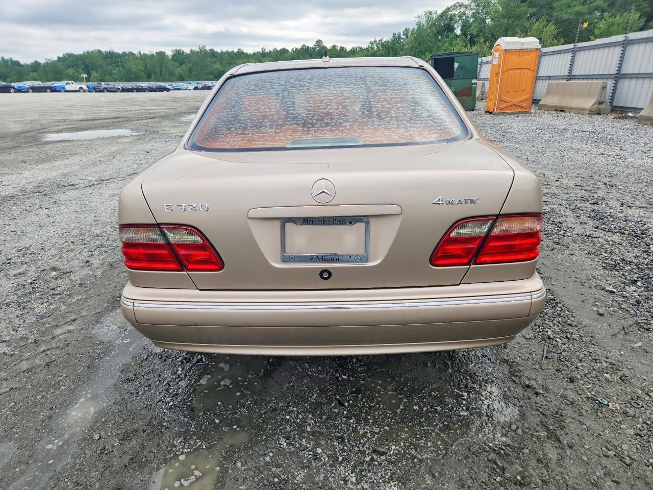 Mercedes-Benz E-Class 320 4matic