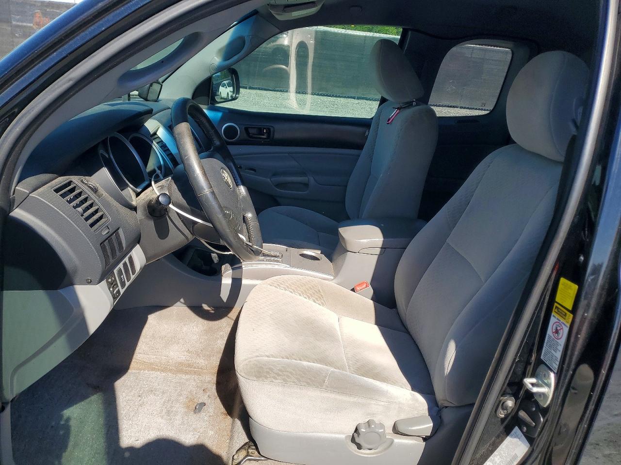 Toyota Tacoma Prerunner Access Cab