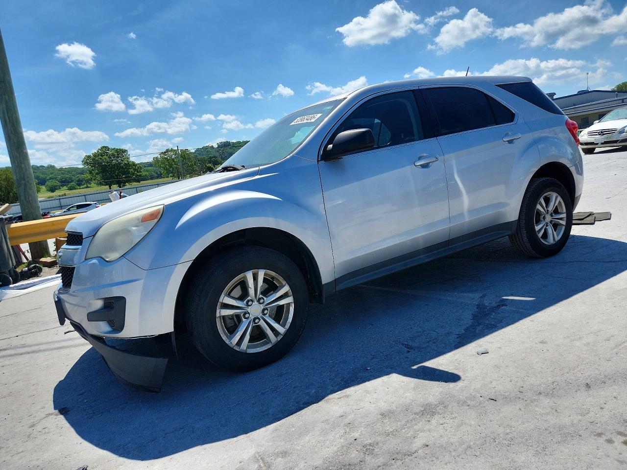 Salvage Chevrolet Equinox Image