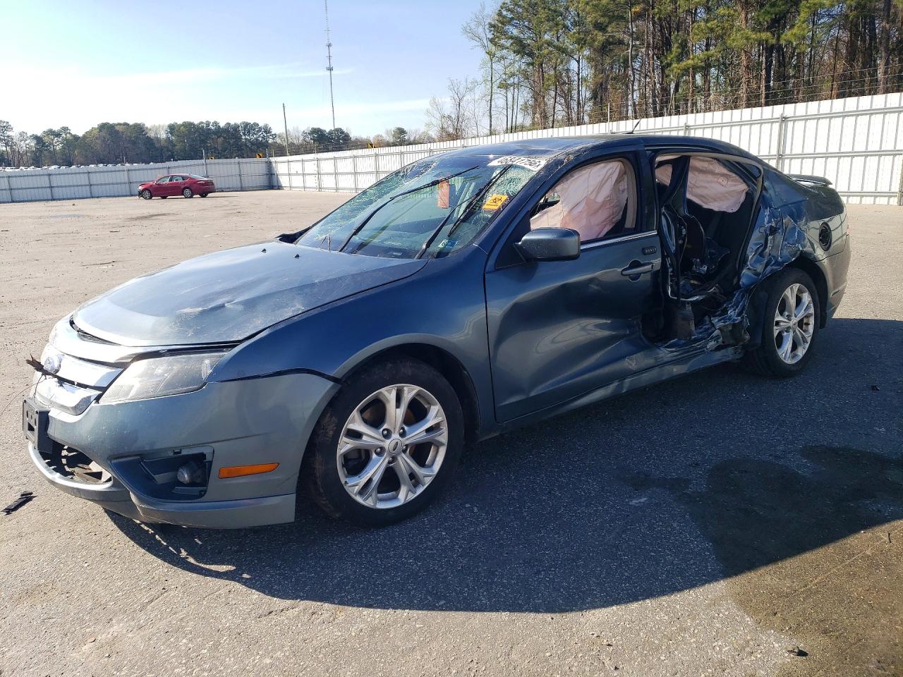 Salvage Ford Fusion Image
