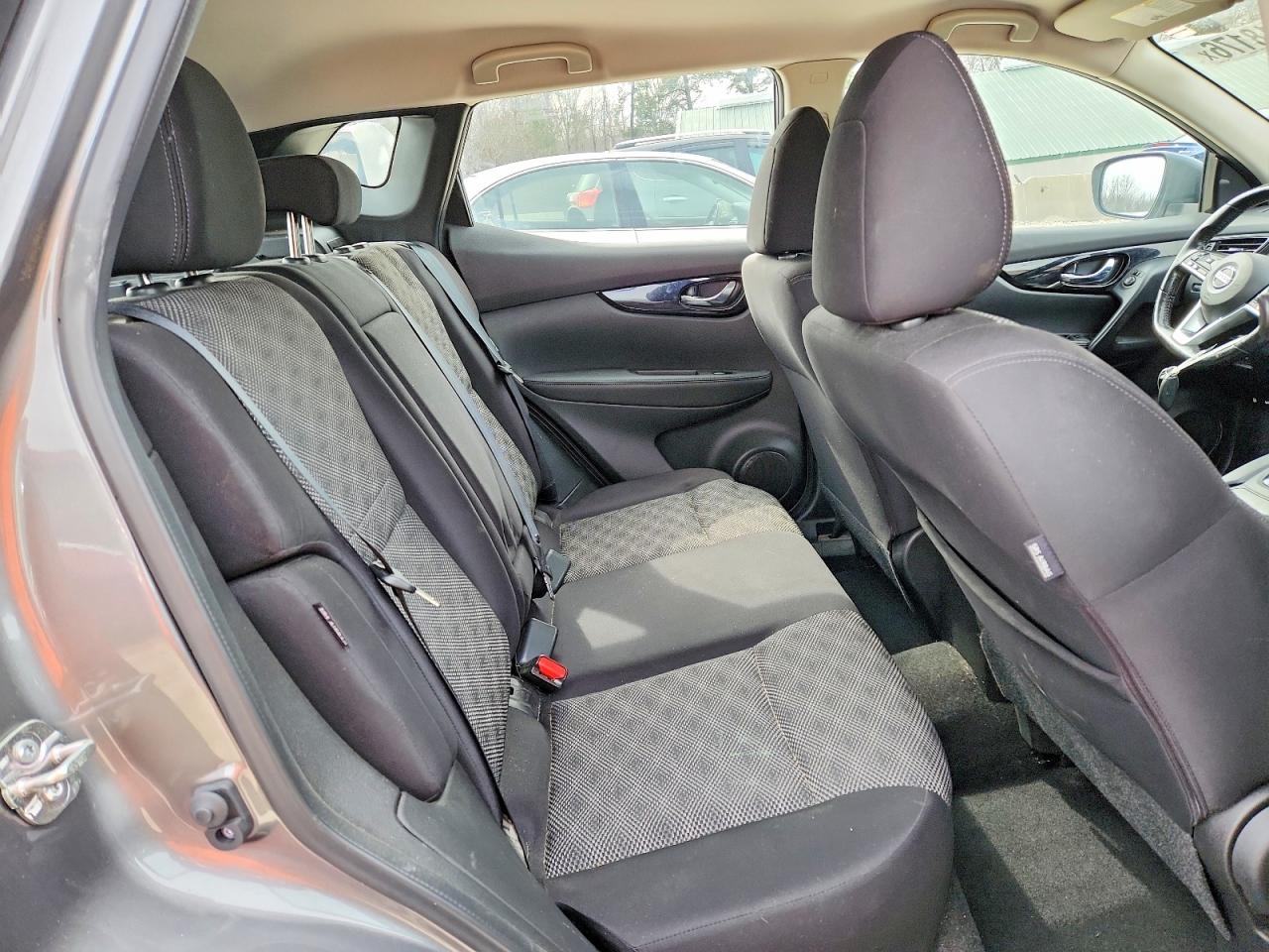 Nissan Rogue Sv