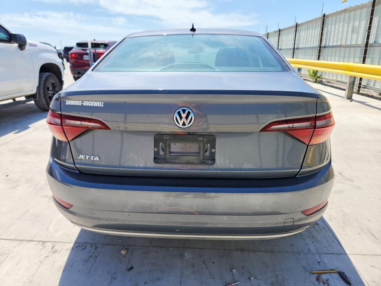 Volkswagen Jetta S