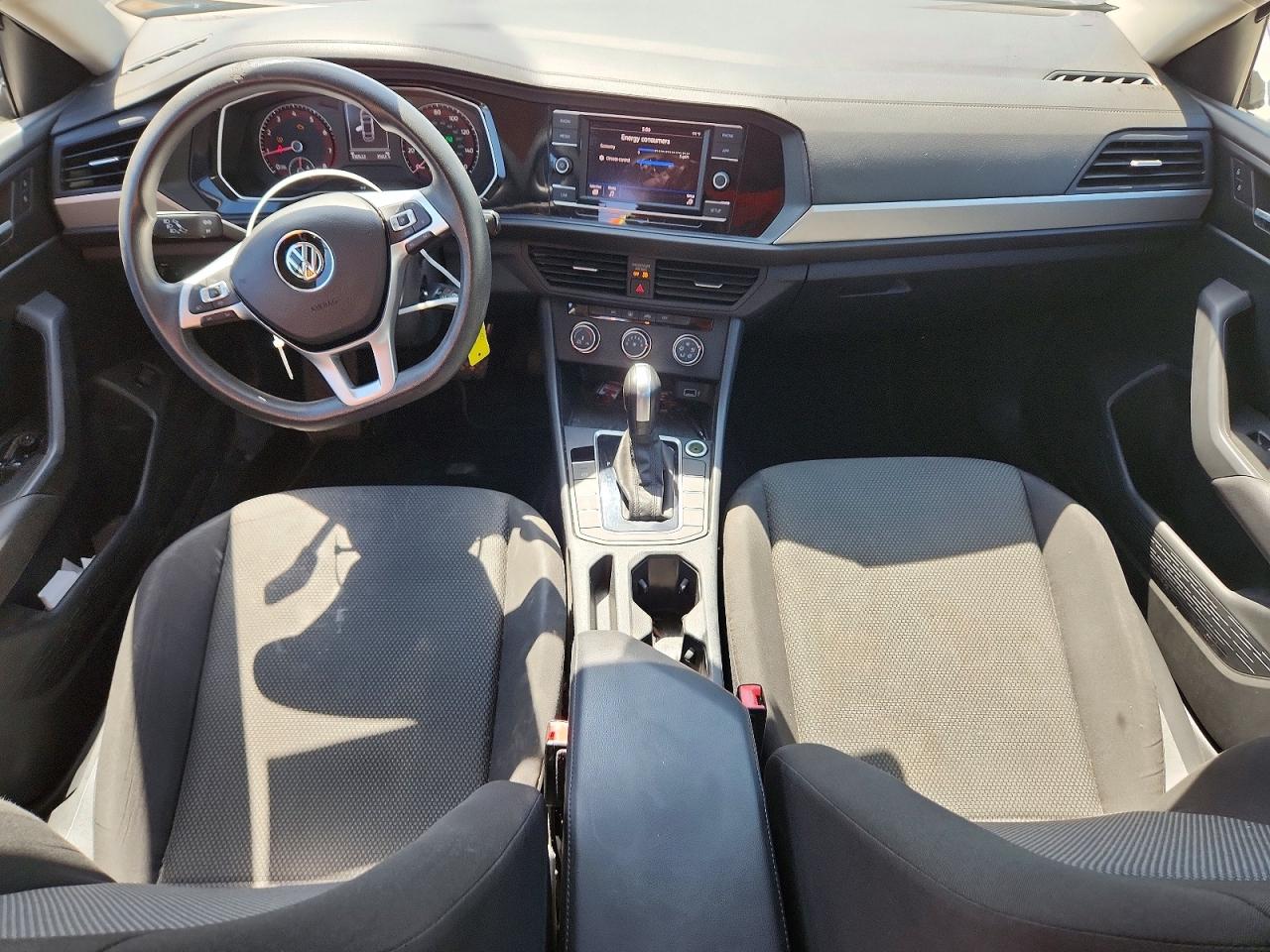 Volkswagen Jetta S