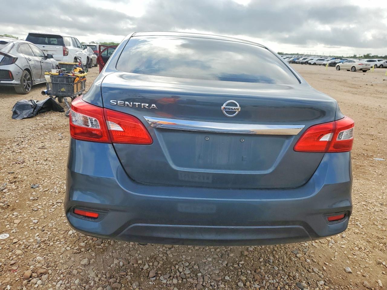 Nissan Sentra S