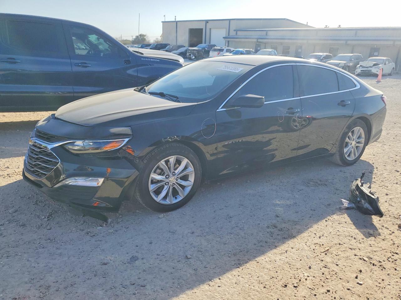 Salvage Chevrolet Malibu Image