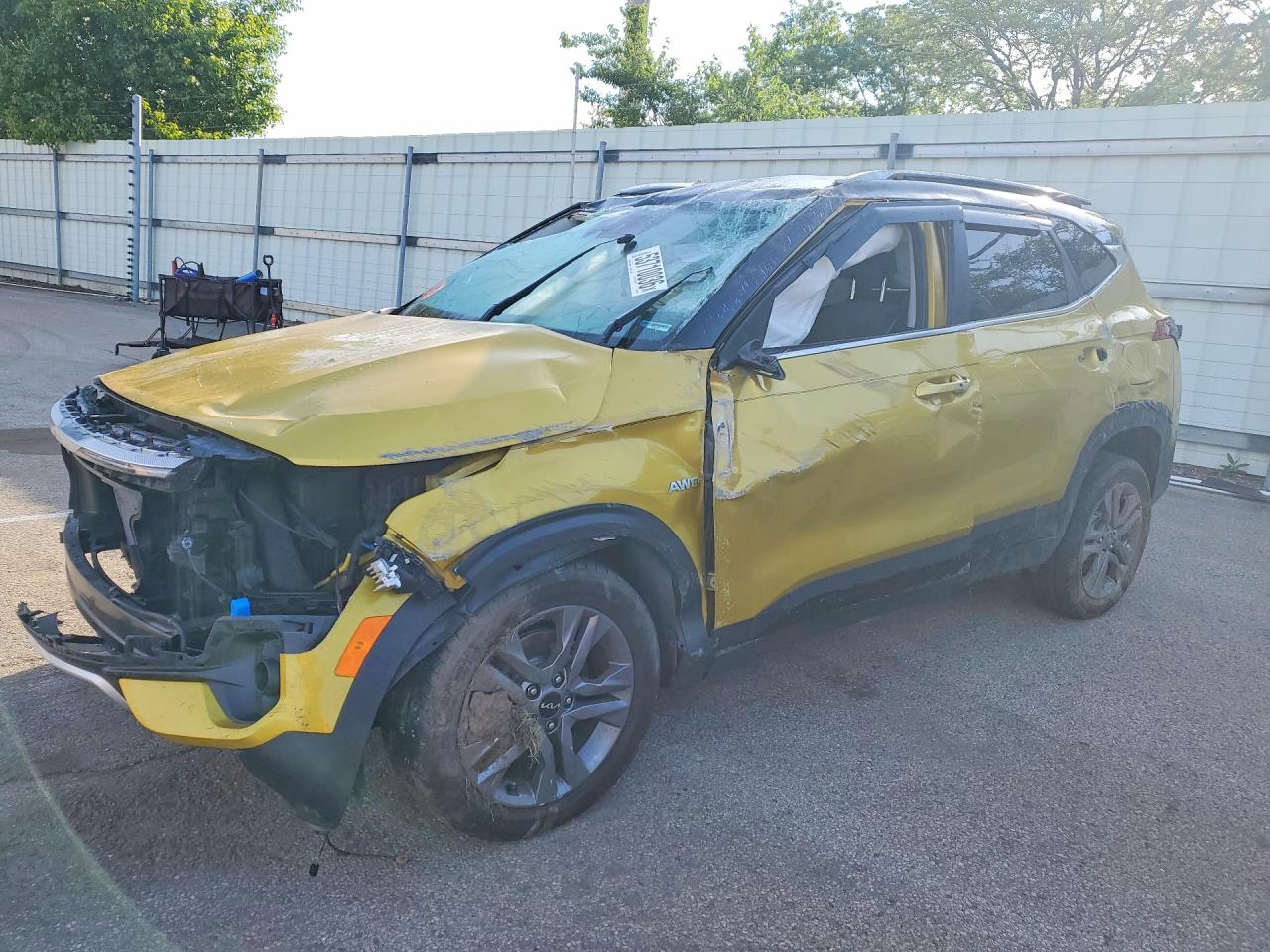 Salvage Kia Seltos Image