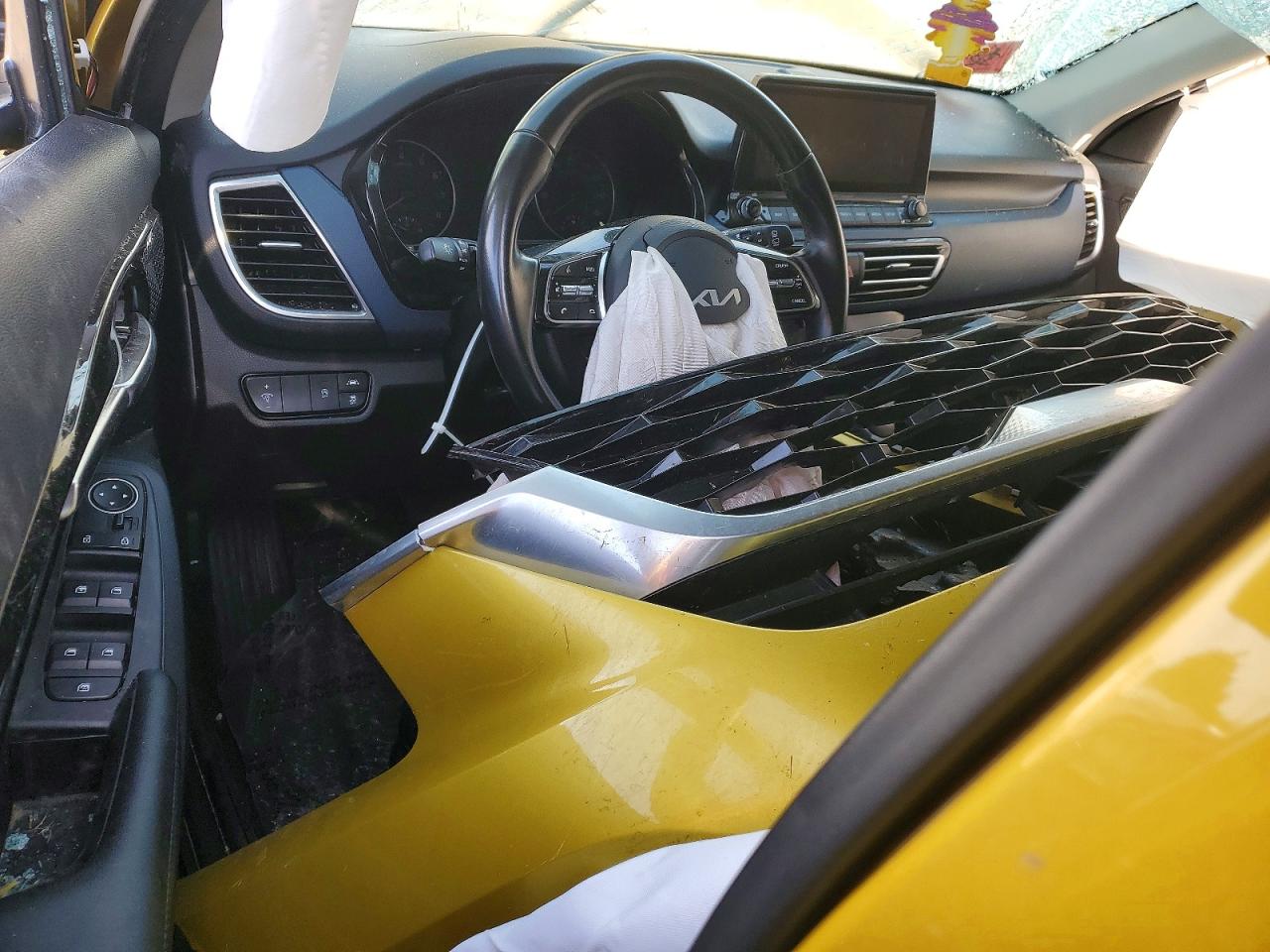 Kia Seltos S