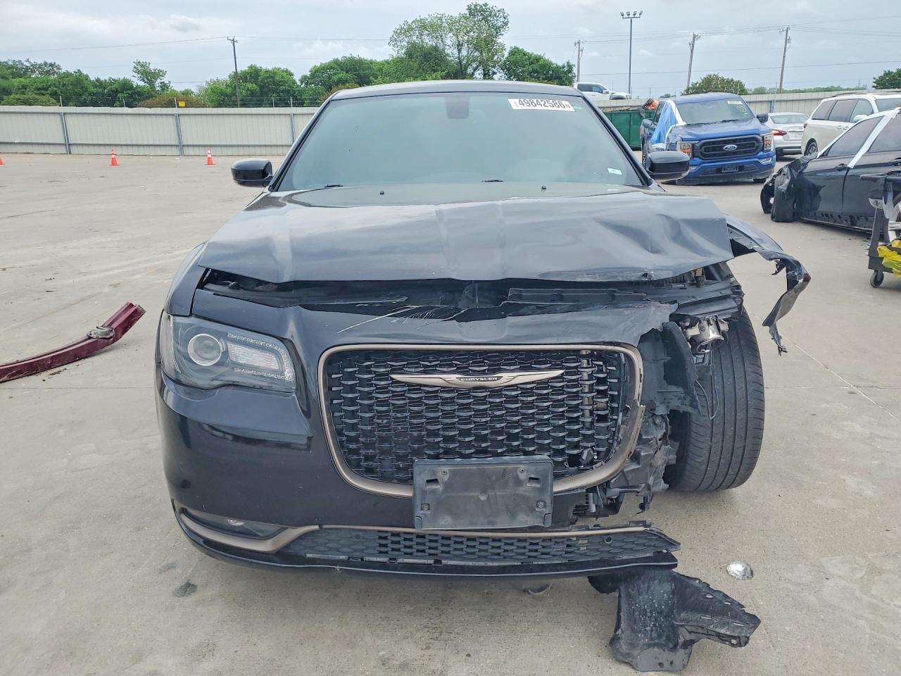Chrysler 300 S