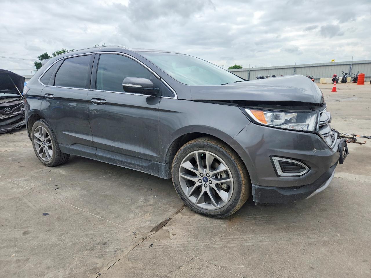Ford Edge Titanium