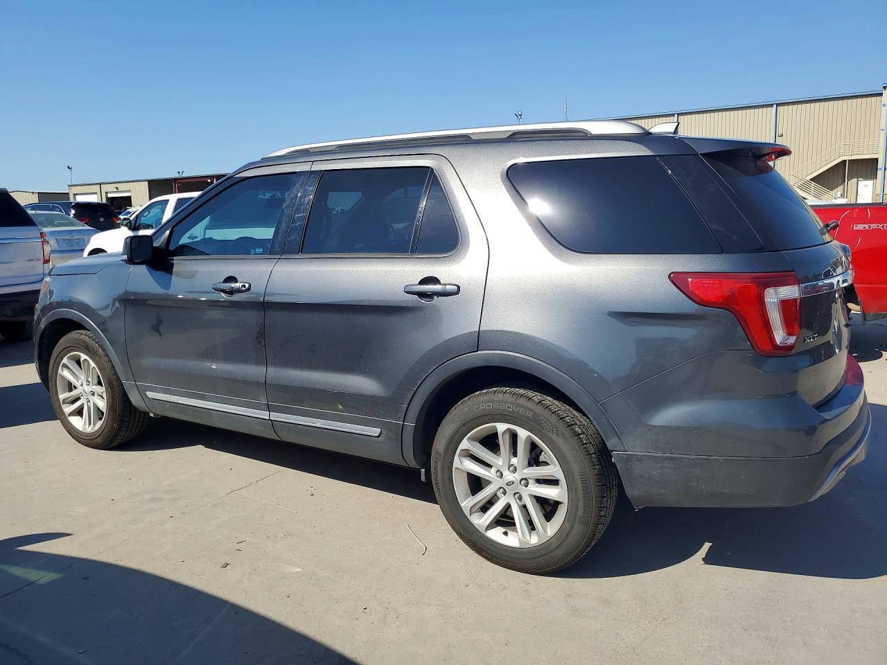 Ford Explorer Xlt
