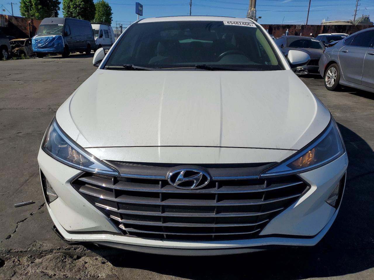 Hyundai ELANTRA Value Edition