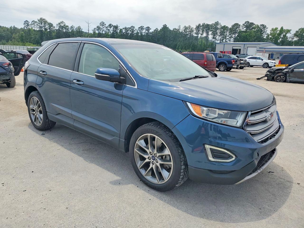 Ford Edge Titanium