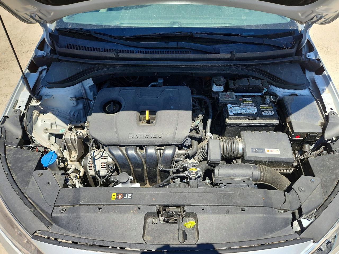 Hyundai ELANTRA Sel