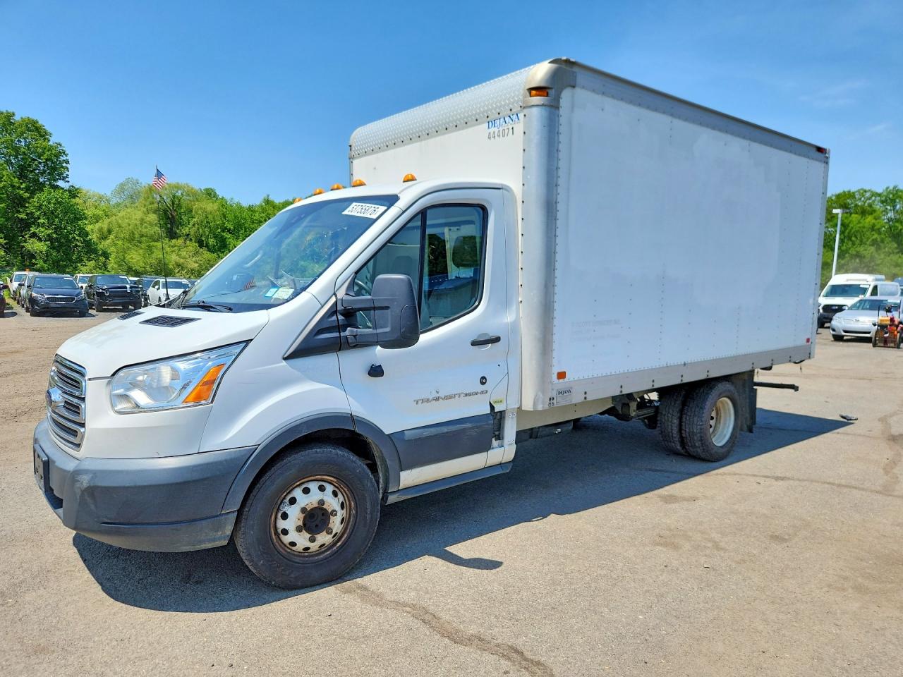 Salvage Ford Transit Image