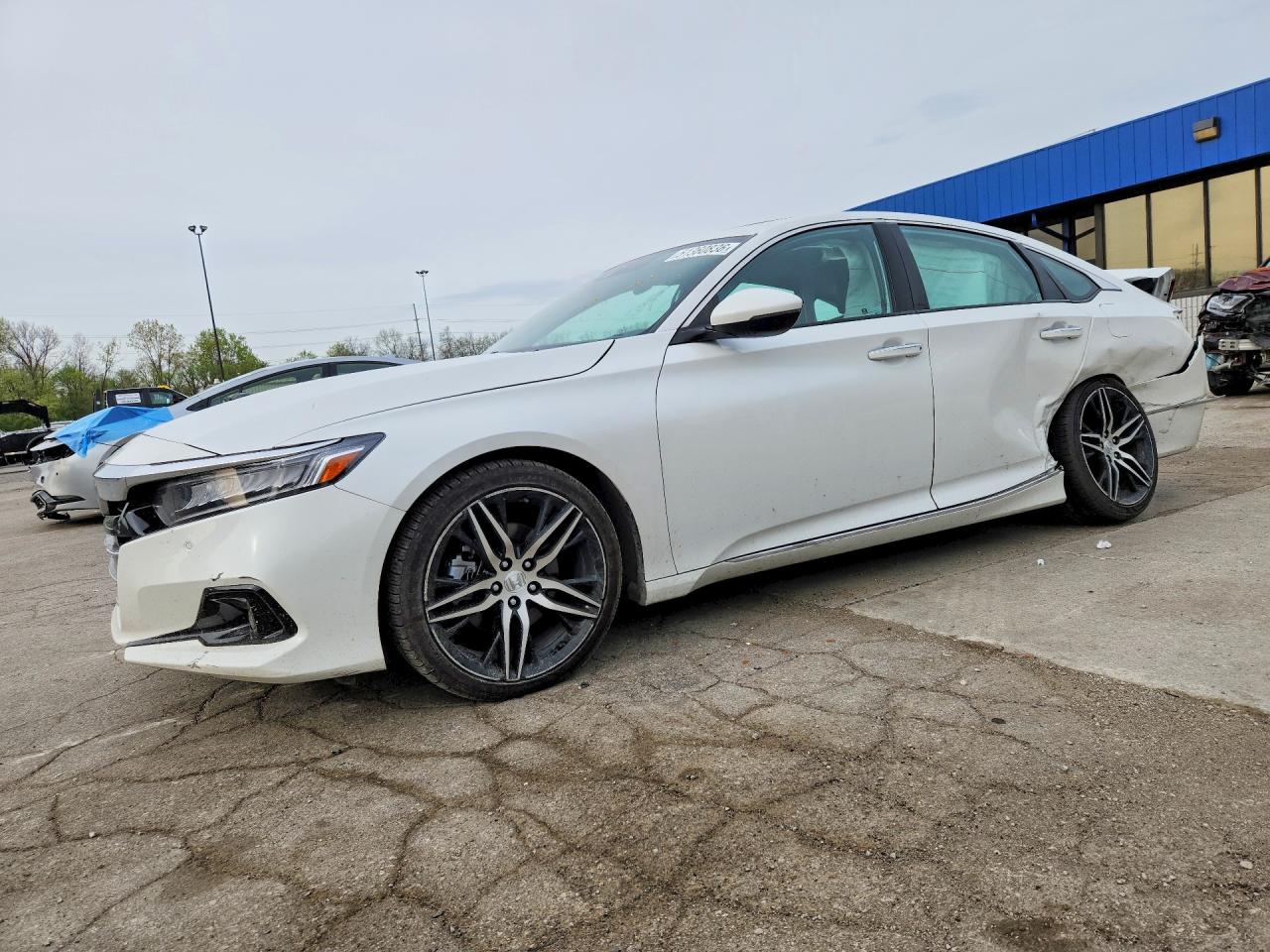 Salvage Honda Accord Image