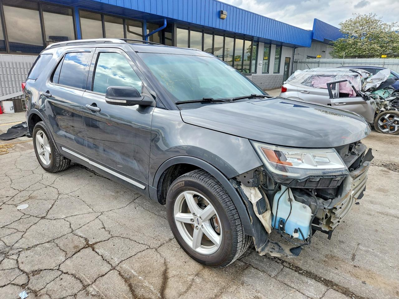 Ford Explorer Xlt
