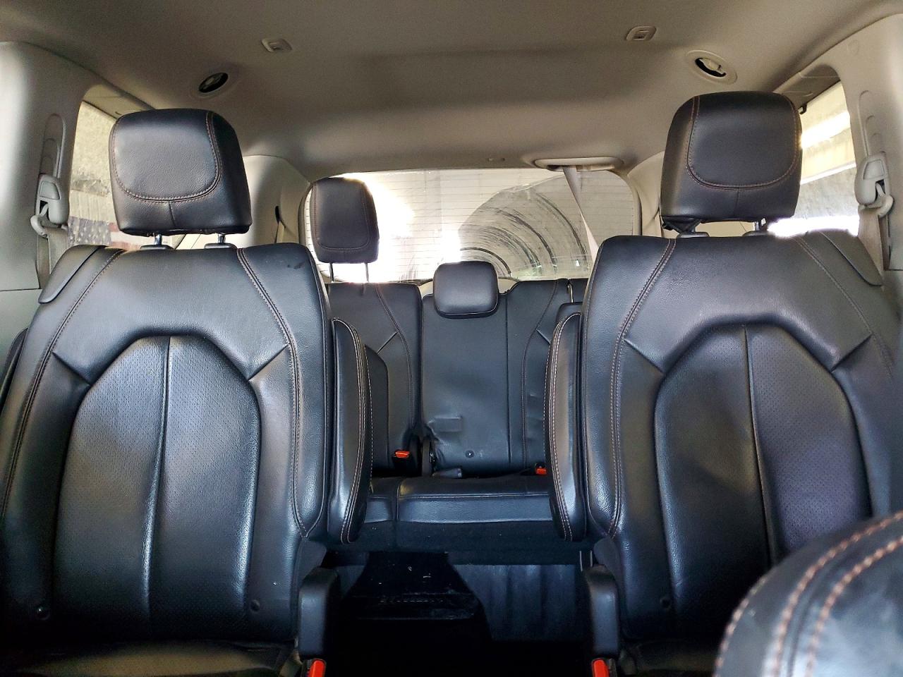 Chrysler Pacifica Touring L