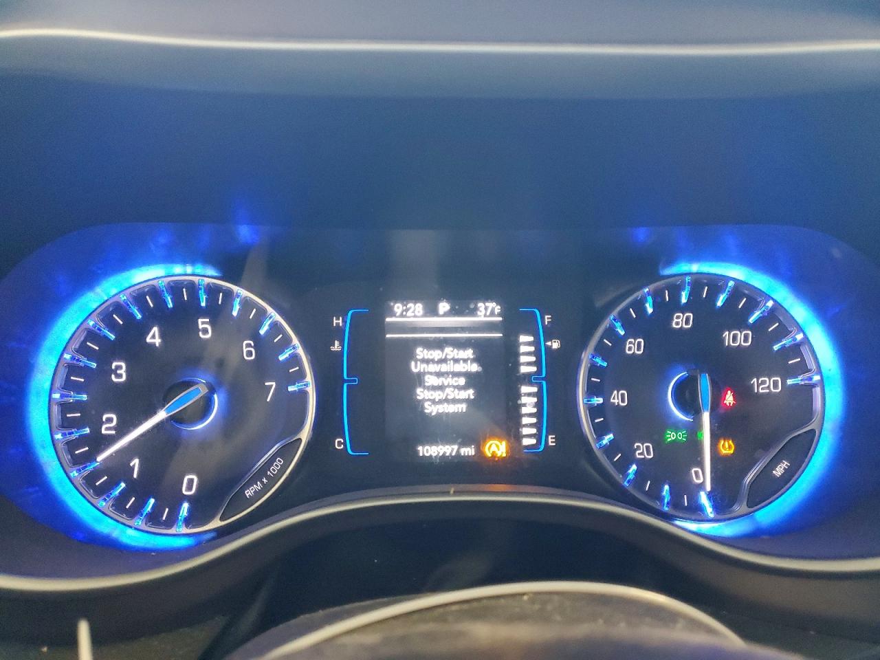 Chrysler Pacifica Touring L