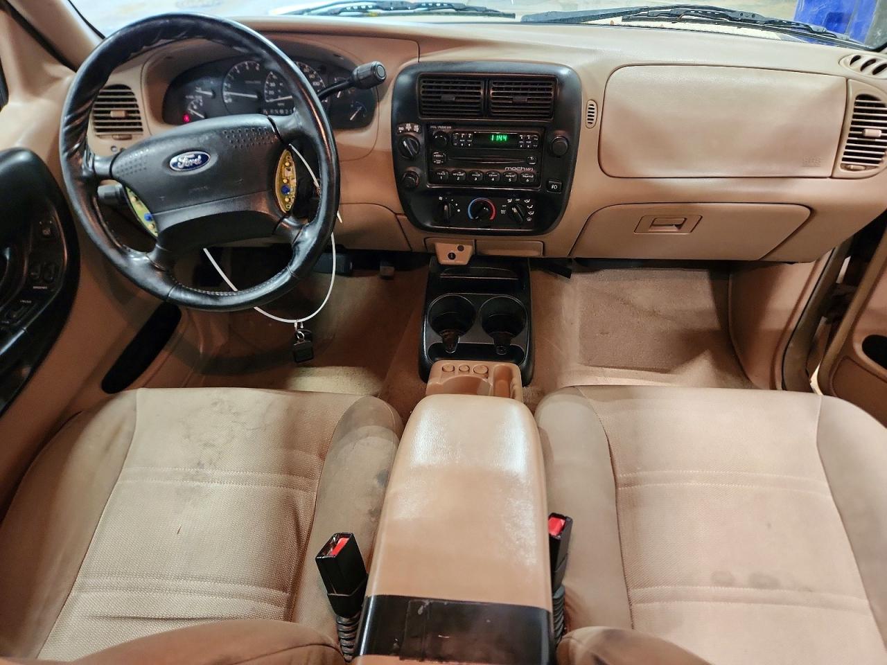 Ford Ranger Super Cab