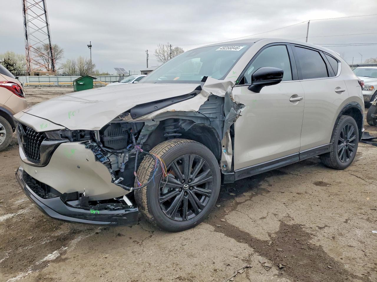 Salvage Mazda Cx Image