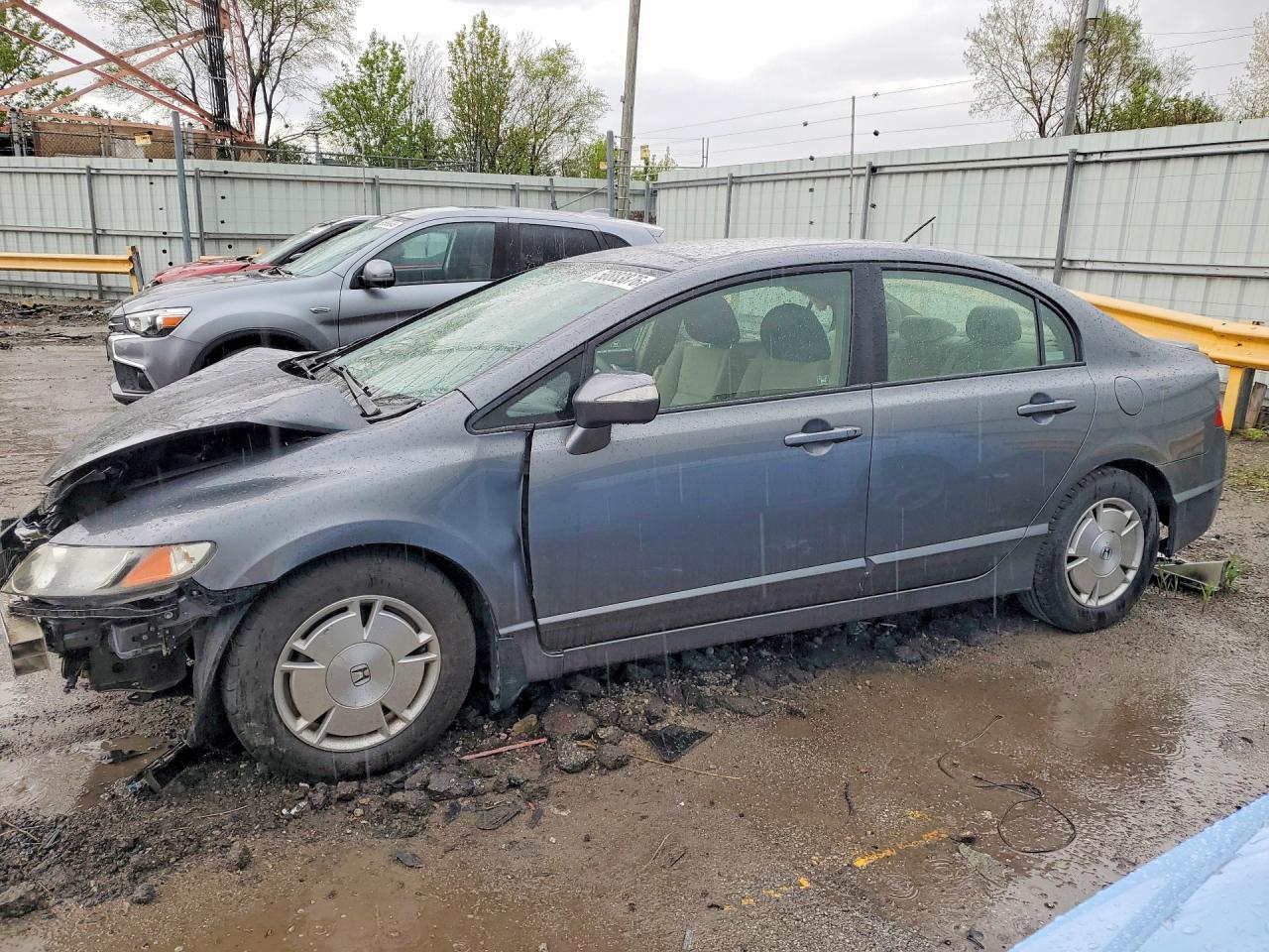 Salvage Honda Civic Image