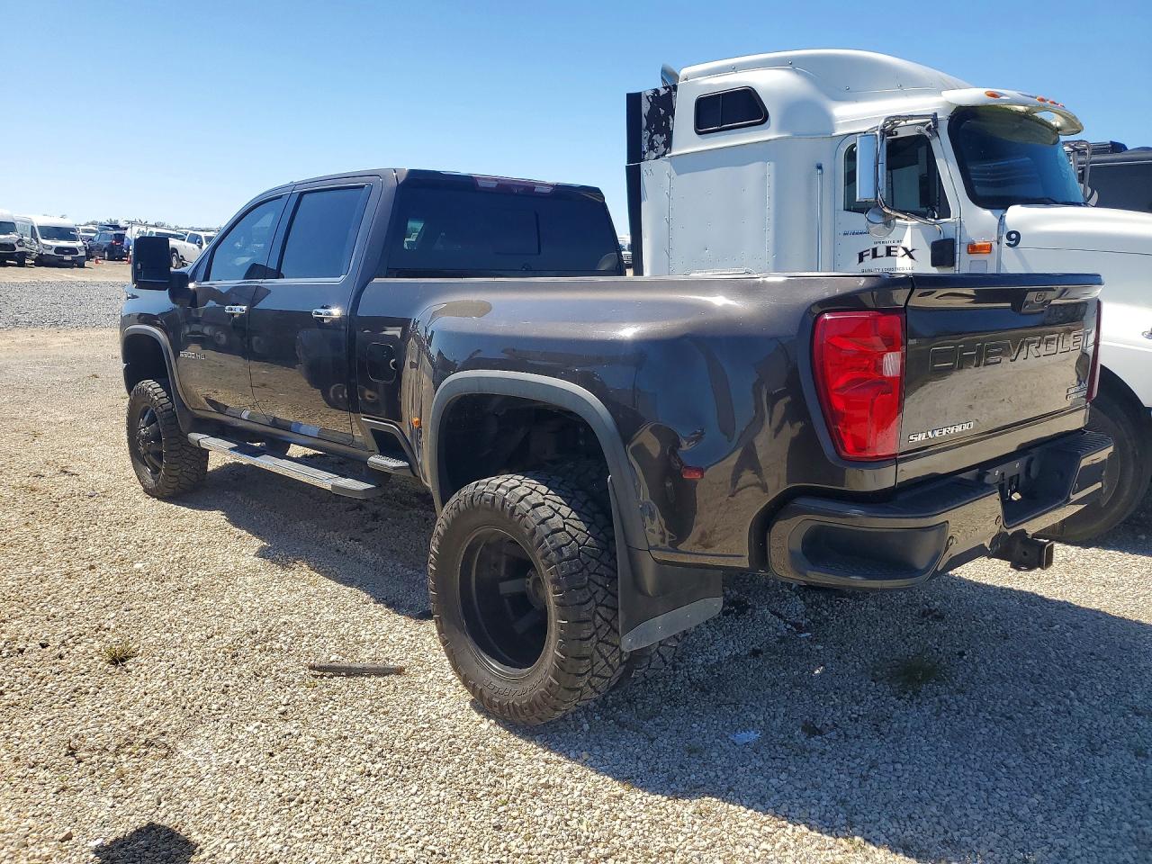 Chevrolet Silverado K3500 High Country