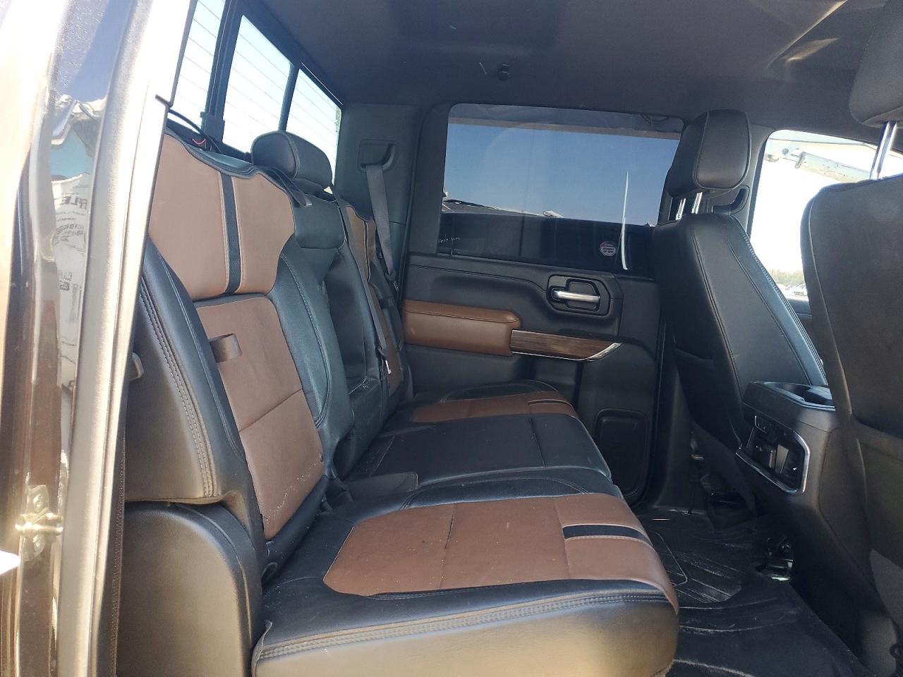 Chevrolet Silverado K3500 High Country