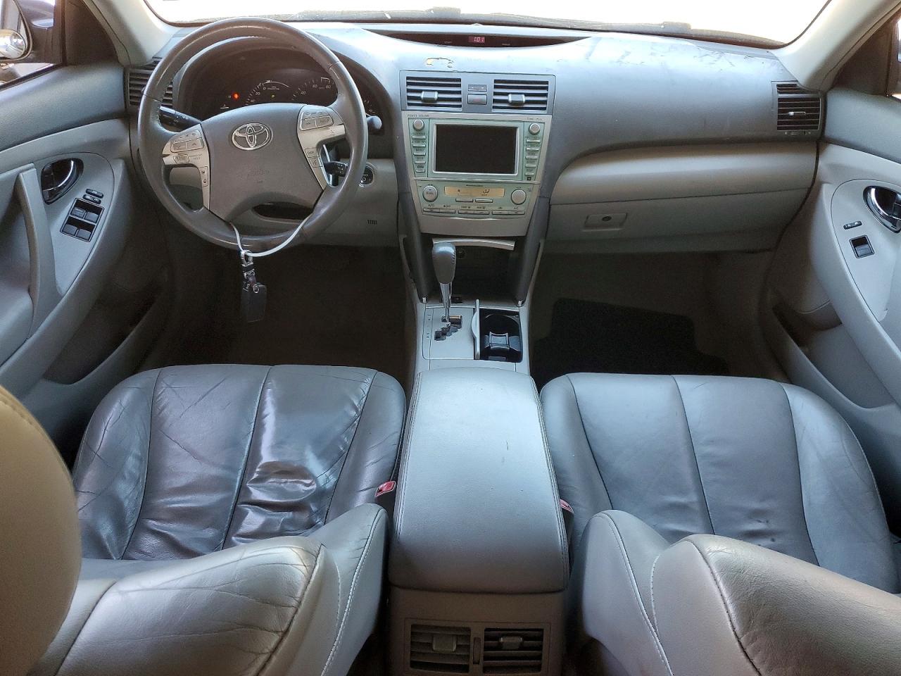 Toyota Camry Hybrid